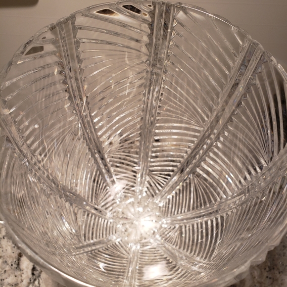 Crystal vase. - Picture 2 of 6